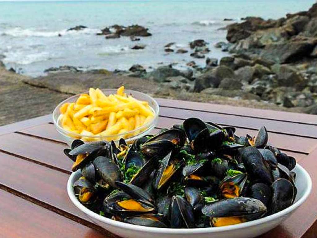 camping bellevue mer moules frites